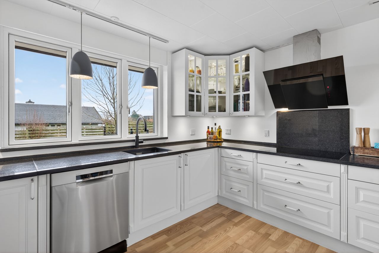 Ejendomsbillede 3 af 34