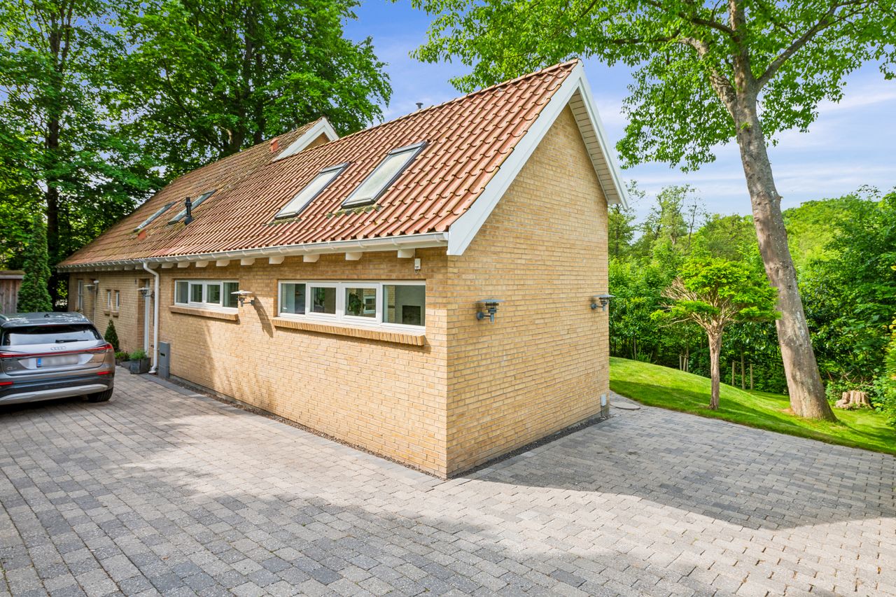 Ejendomsbillede 2 af 22