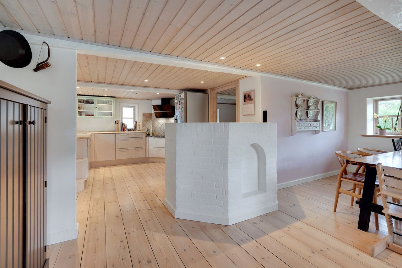 Ejendomsbillede 3 af 27