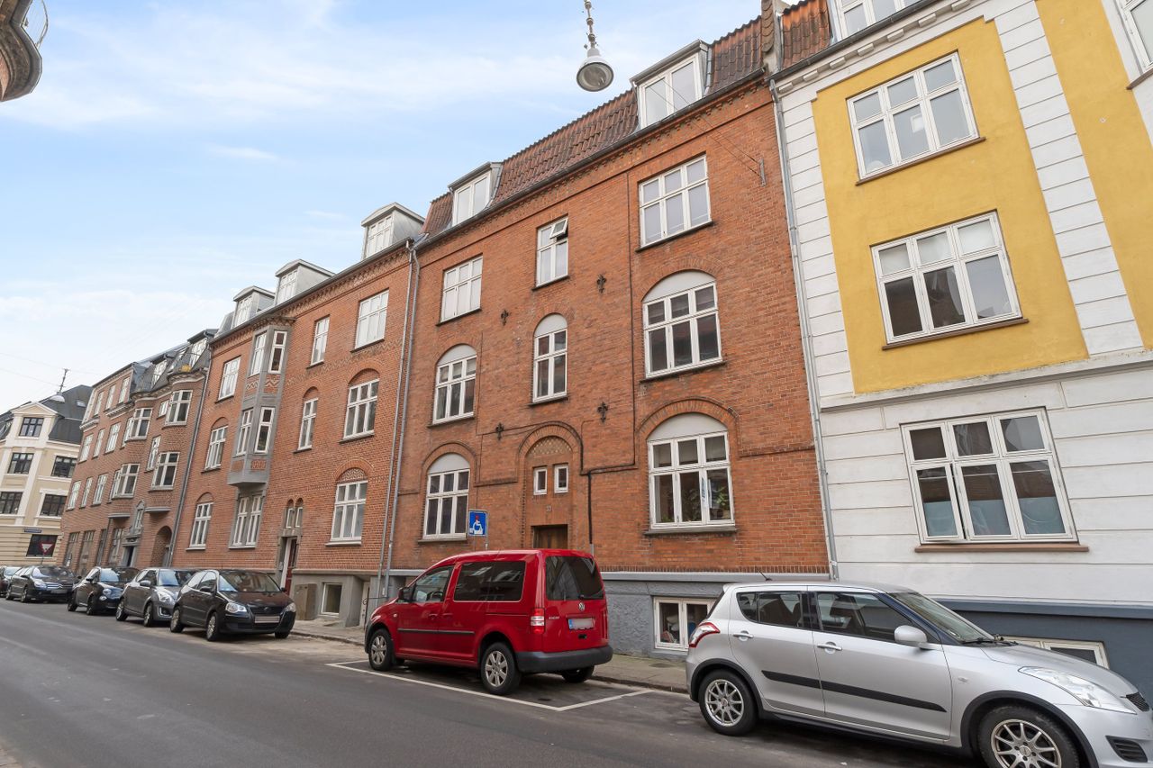 Ejendomsbillede 2 af 19