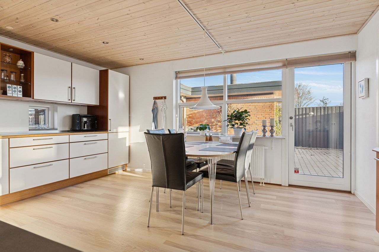 Ejendomsbillede 3 af 30