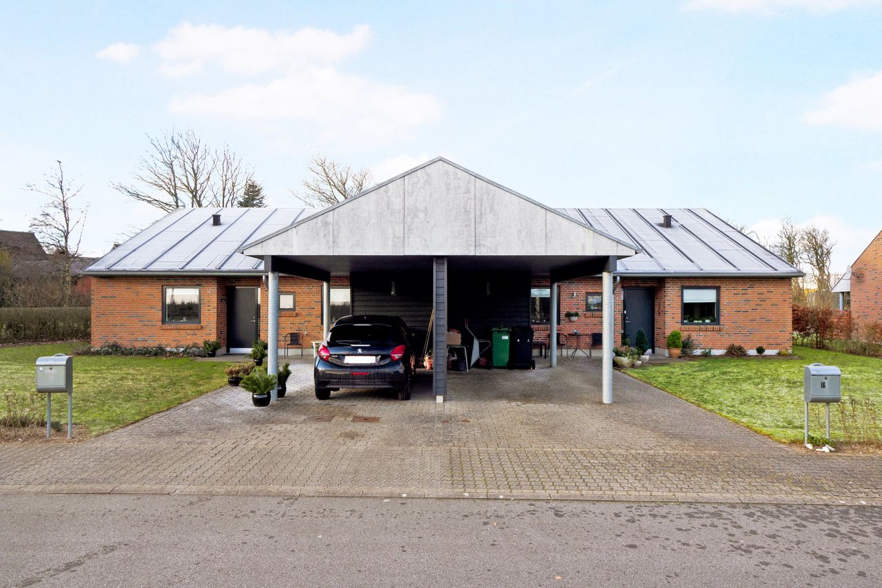 Ejendomsbillede 2 af 21