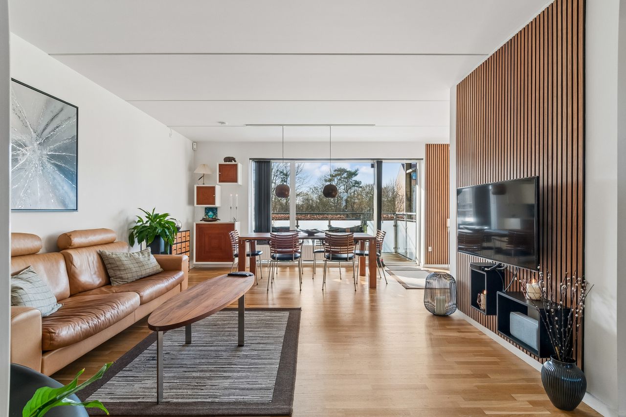 Ejendomsbillede 2 af 19