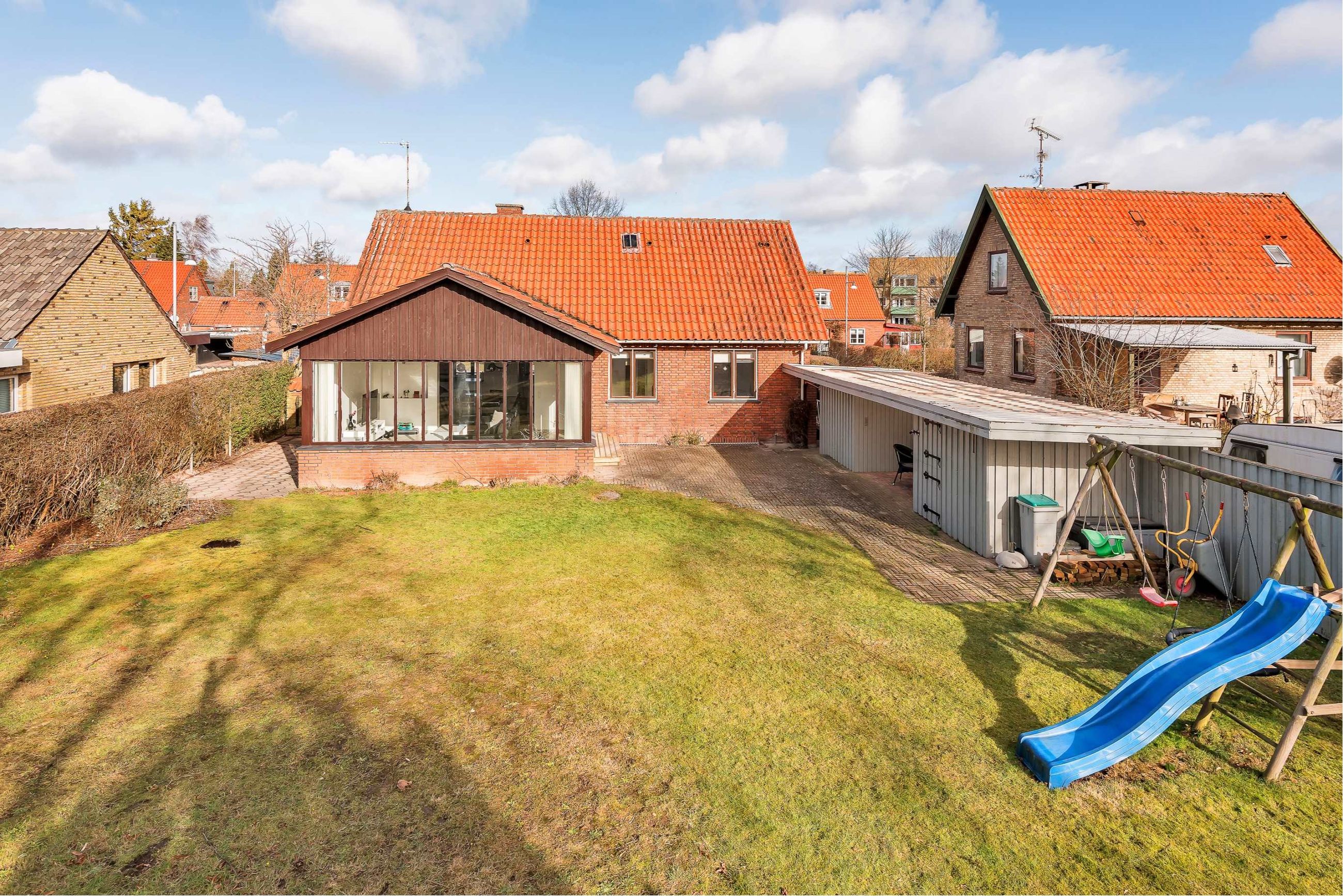Mellemtoftevej 25 Villa