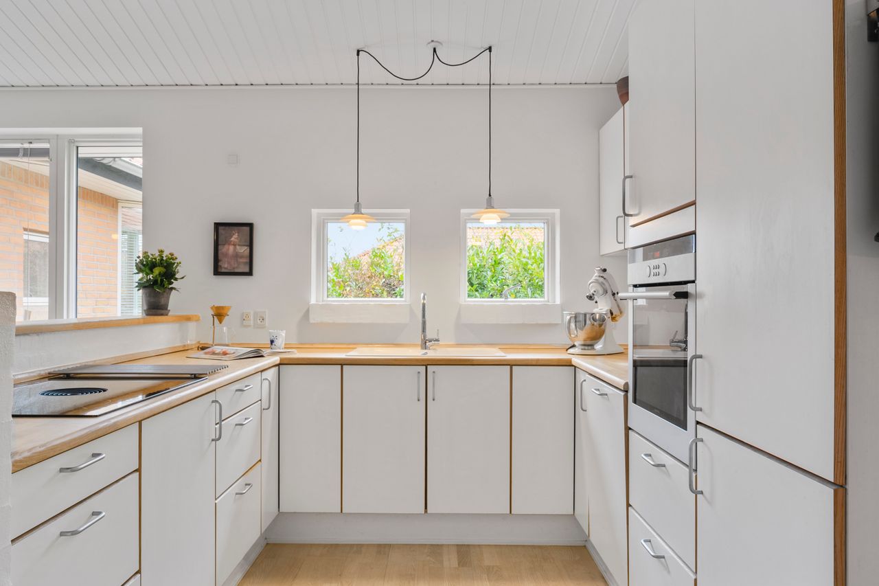 Ejendomsbillede 2 af 17