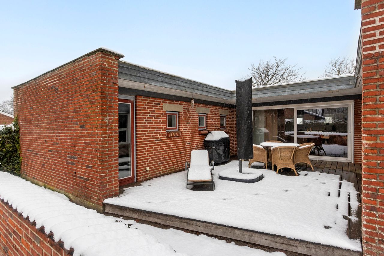 Ejendomsbillede 2 af 24