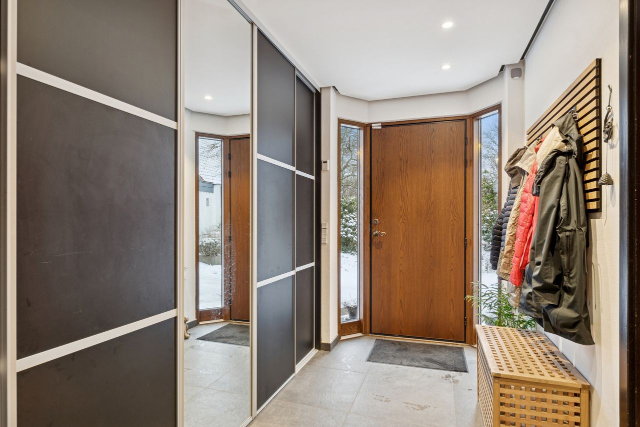 Ejendomsbillede 3 af 28