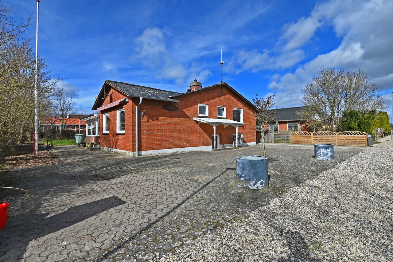 Ejendomsbillede 2 af 48