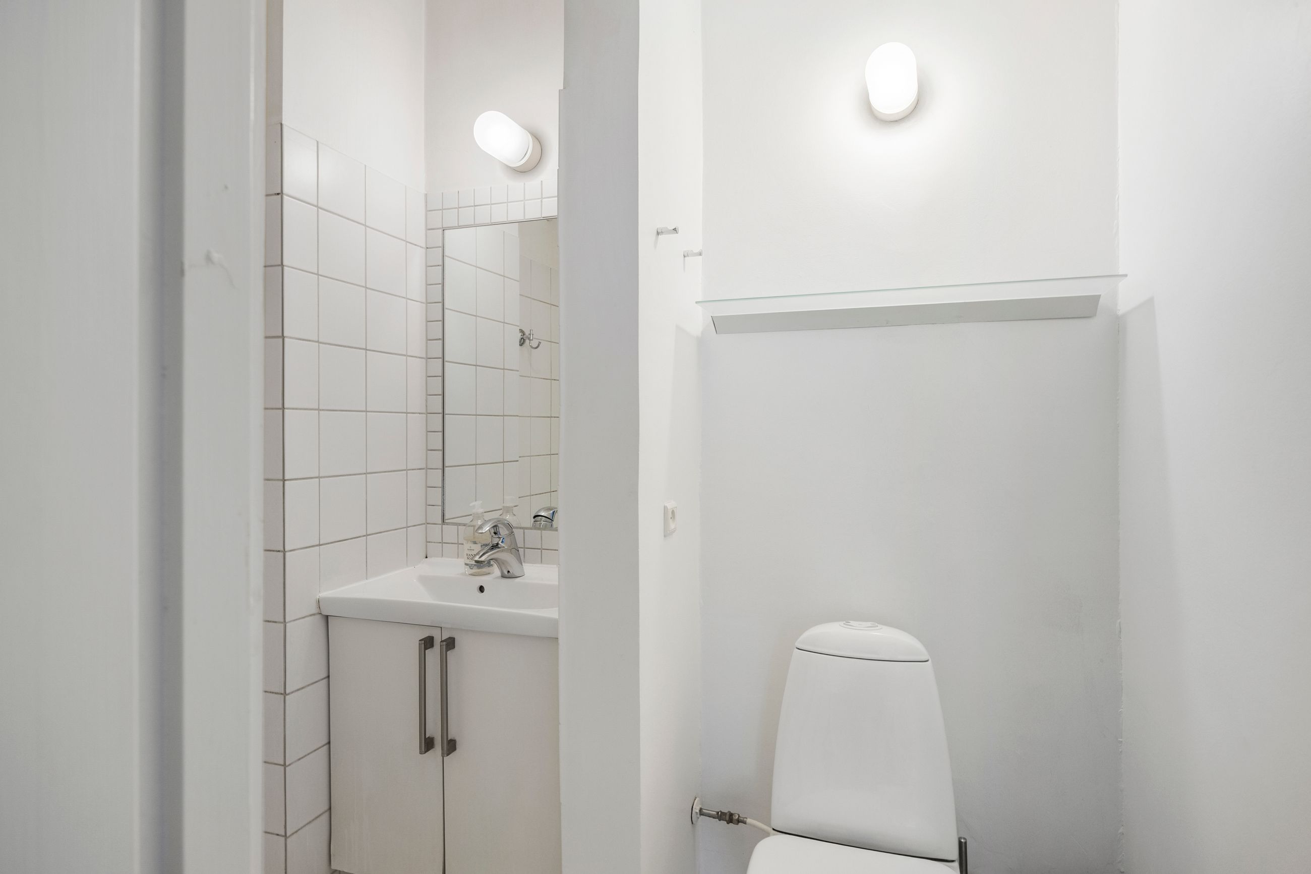 Store Kannikestræde 15, 1. tv, København K - 4-Toilet