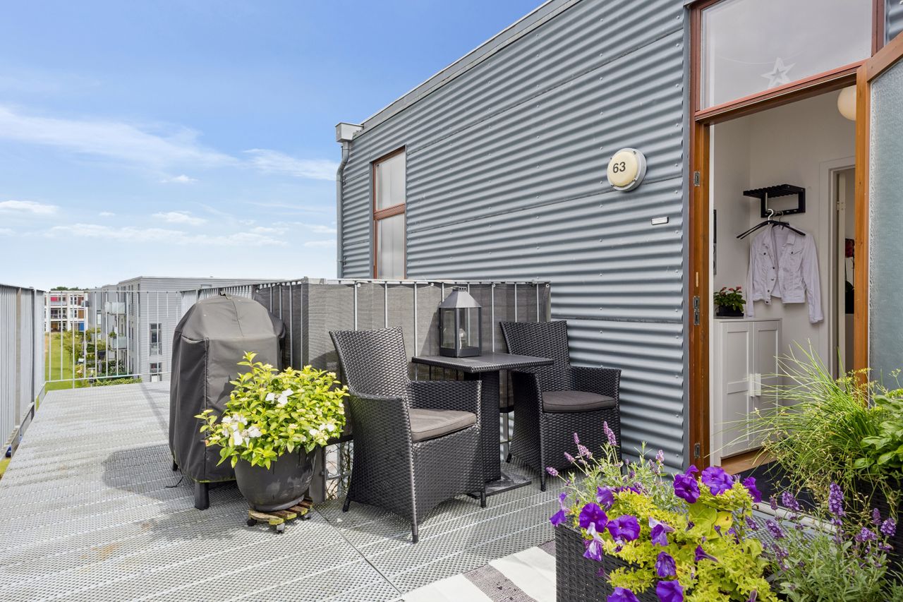 Ejendomsbillede 2 af 33