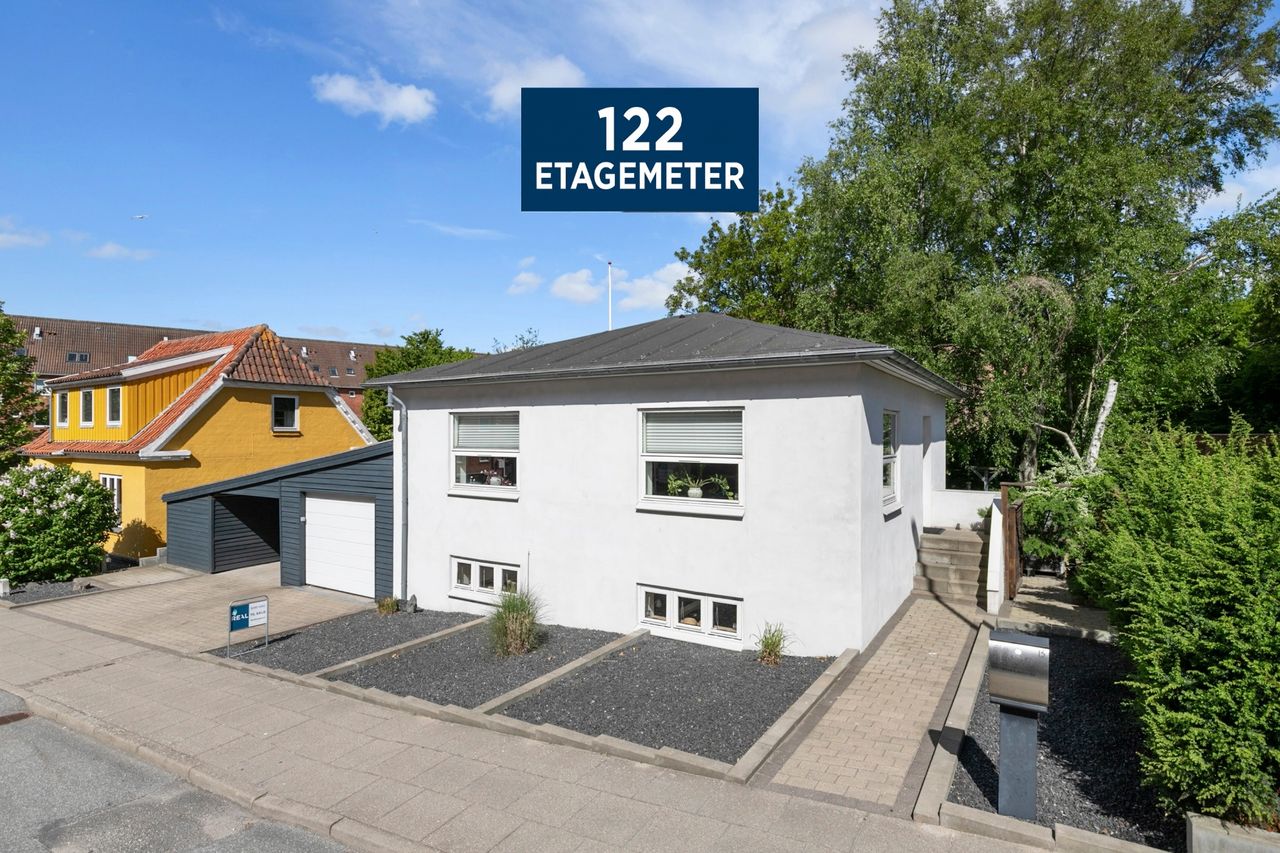 Ejendomsbillede 2 af 15