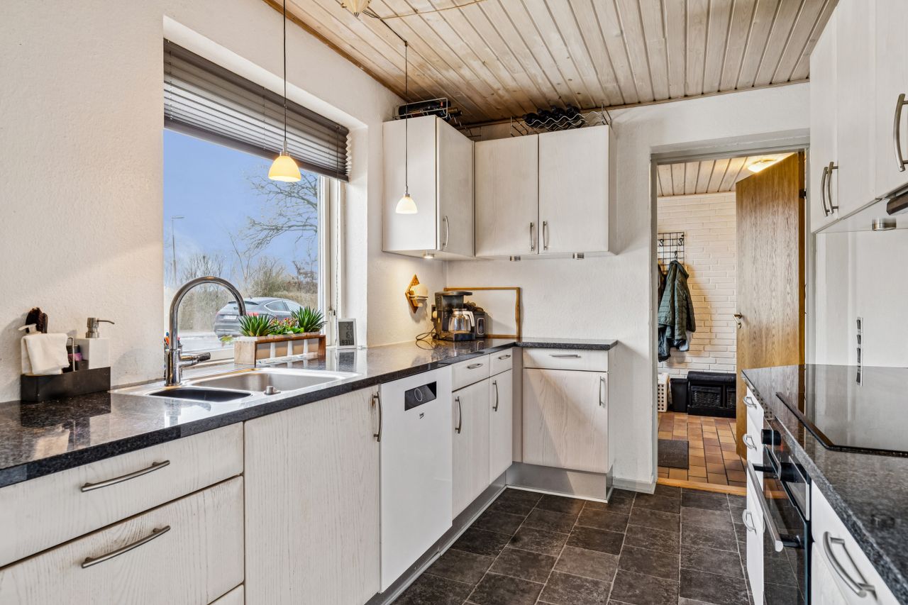 Ejendomsbillede 3 af 30