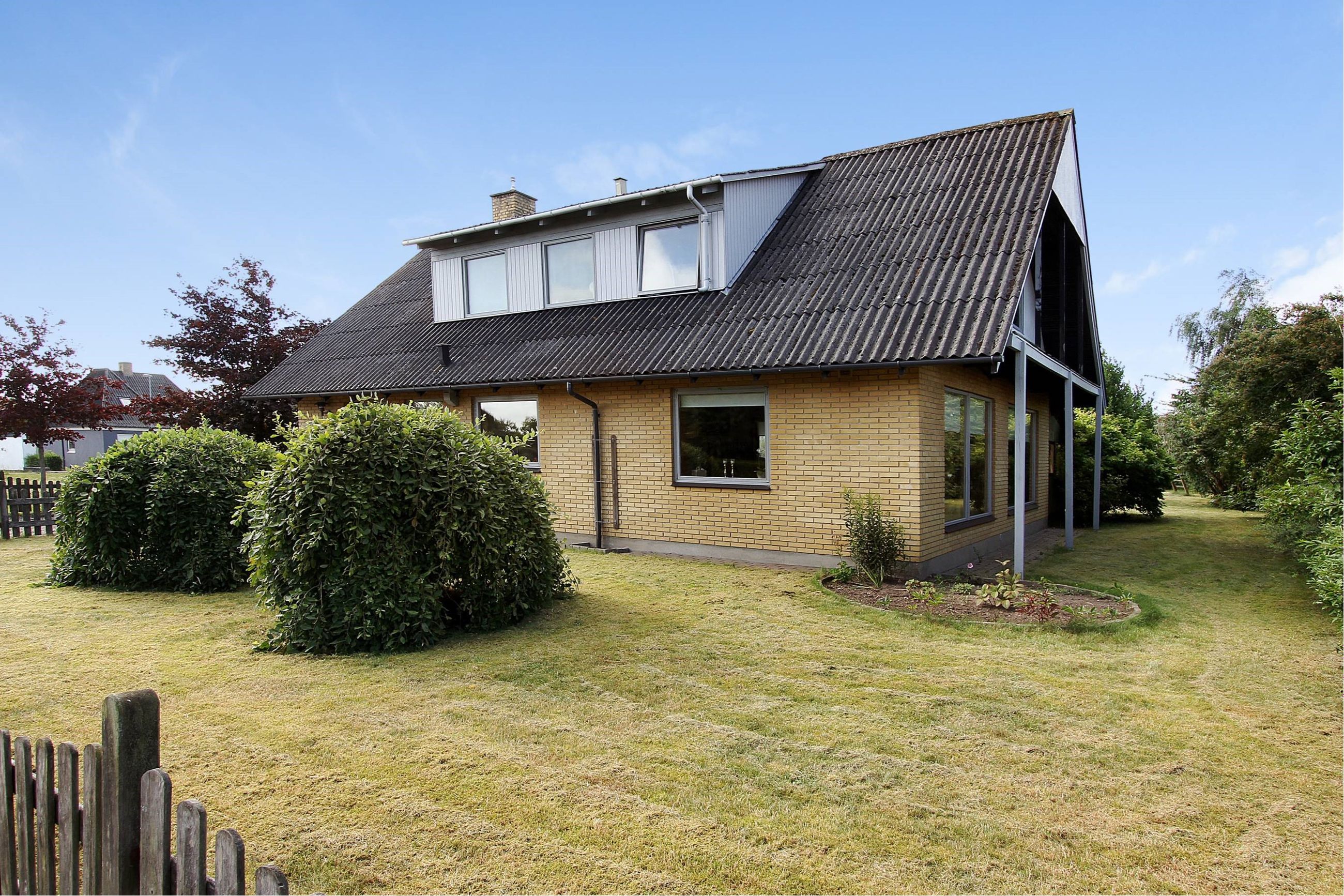 Nymarken 3, Ullits Villa