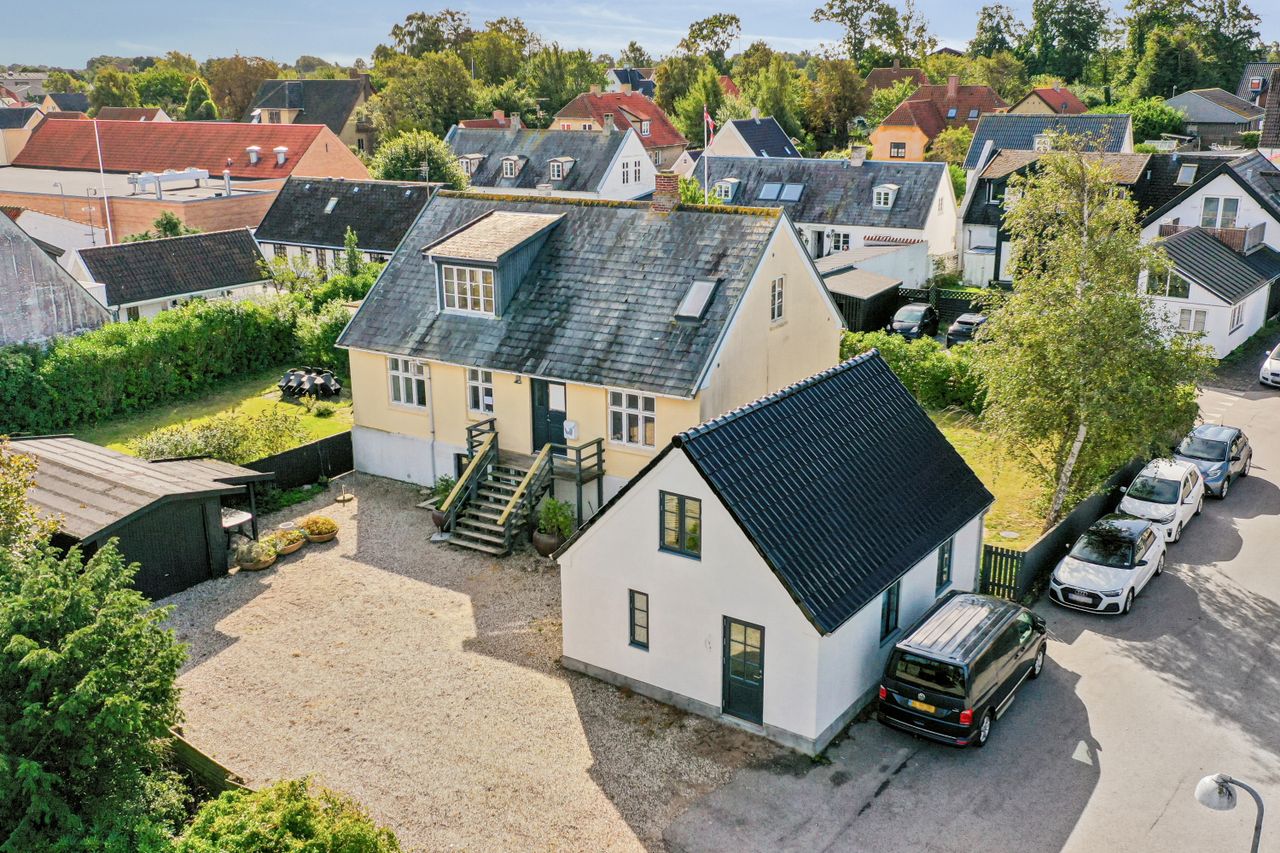 Ejendomsbillede 2 af 46