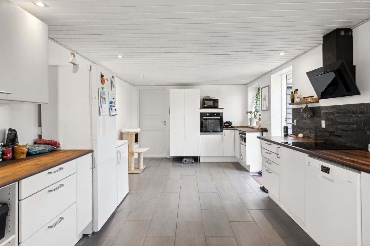 Ejendomsbillede 3 af 27