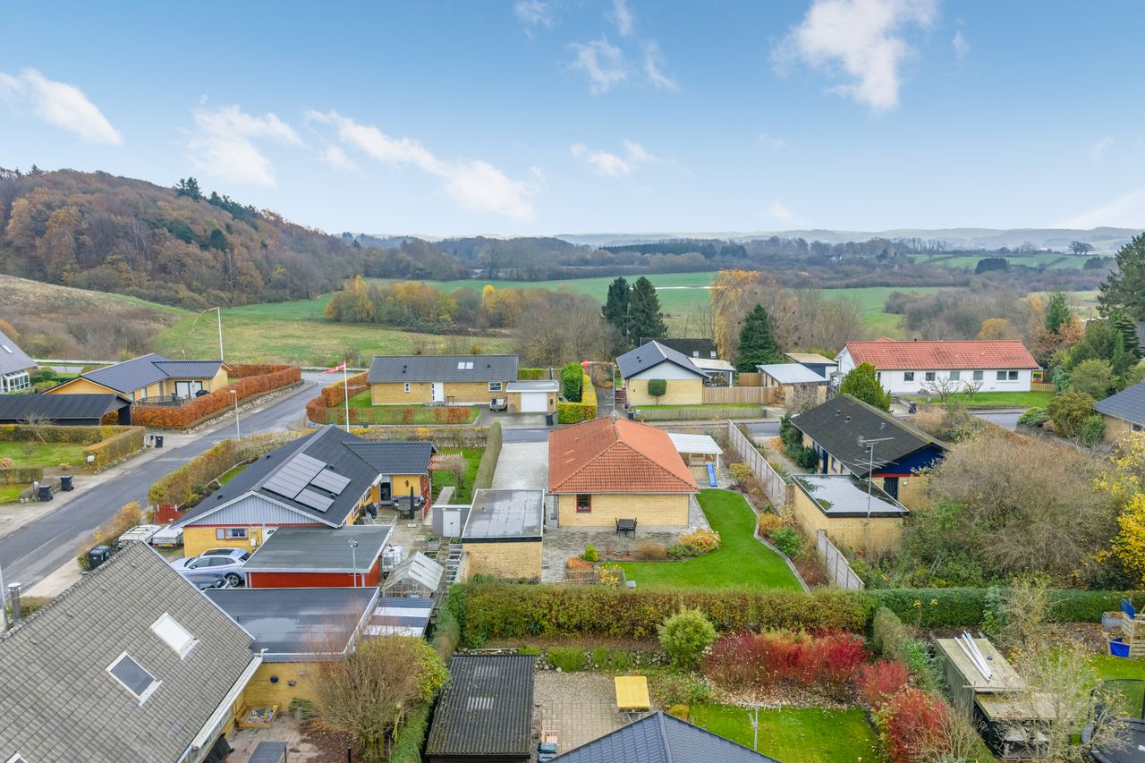 Ejendomsbillede 2 af 42