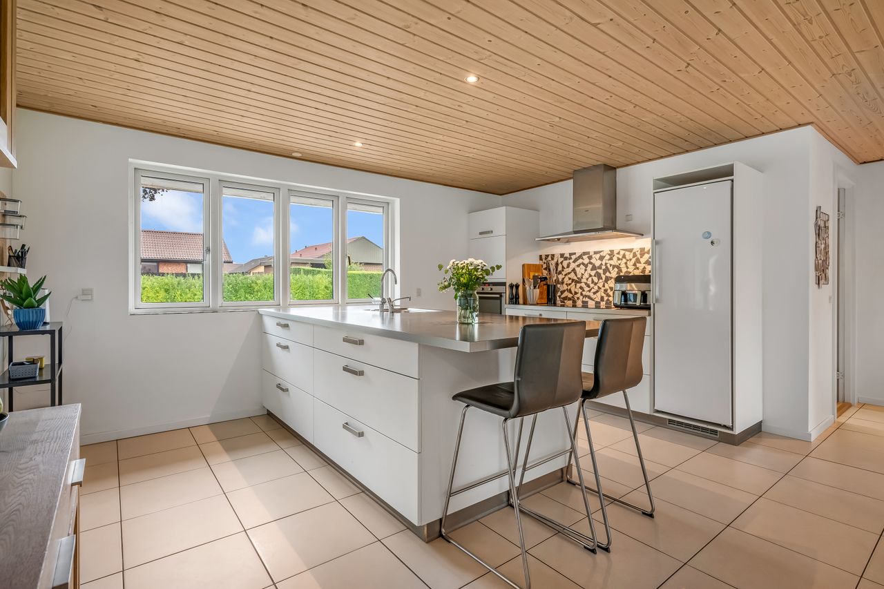 Ejendomsbillede 3 af 24