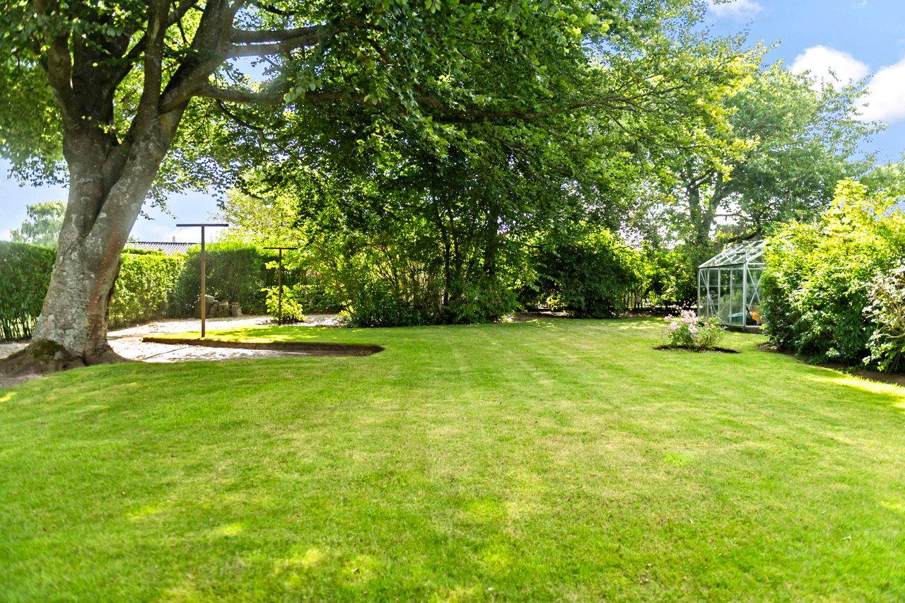 Ejendomsbillede 3 af 21