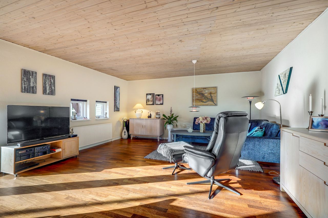 Ejendomsbillede 3 af 30