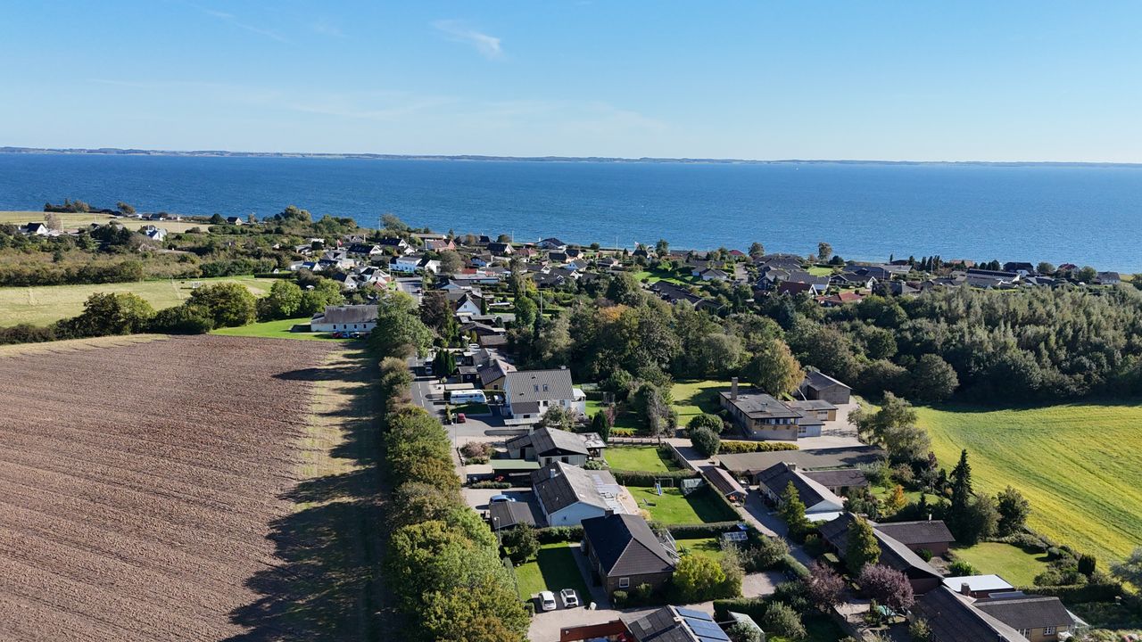 Ejendomsbillede 2 af 29