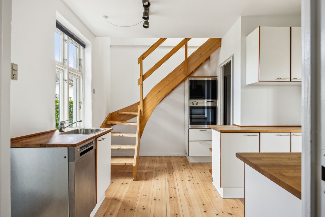 Ejendomsbillede 2 af 36