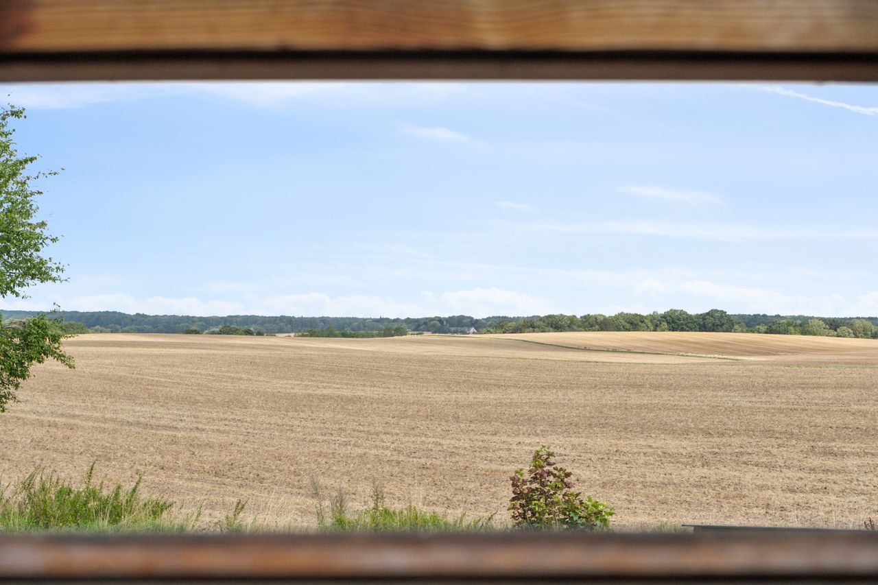 Ejendomsbillede 2 af 27