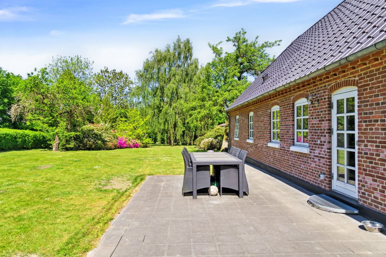 Ejendomsbillede 3 af 31