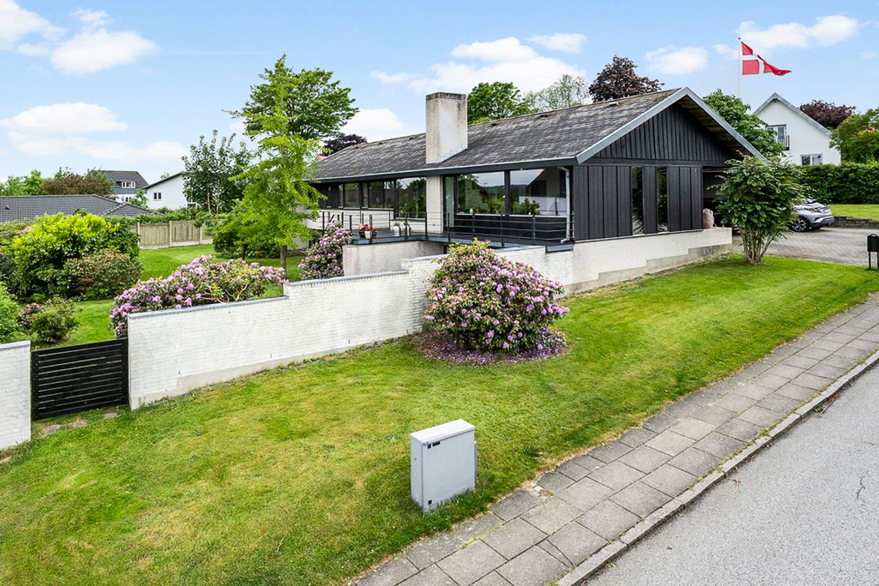 Ejendomsbillede 2 af 21