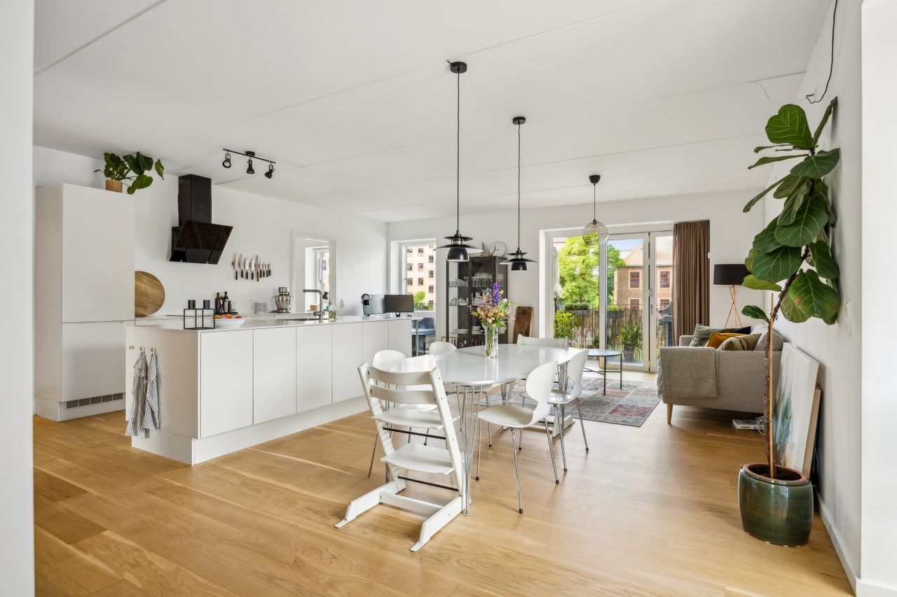 Ejendomsbillede 2 af 23