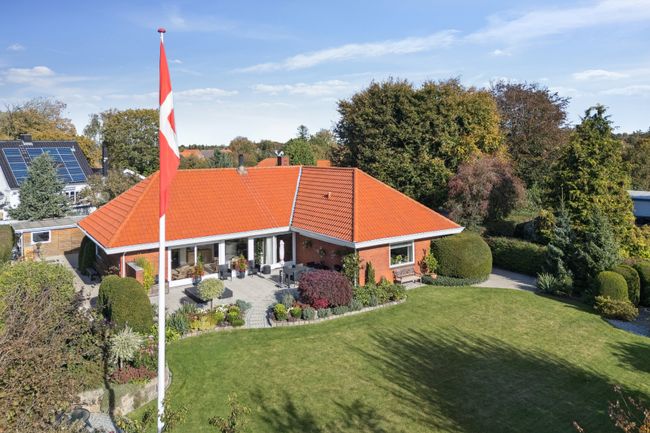 Korsørvej 75,  Villa