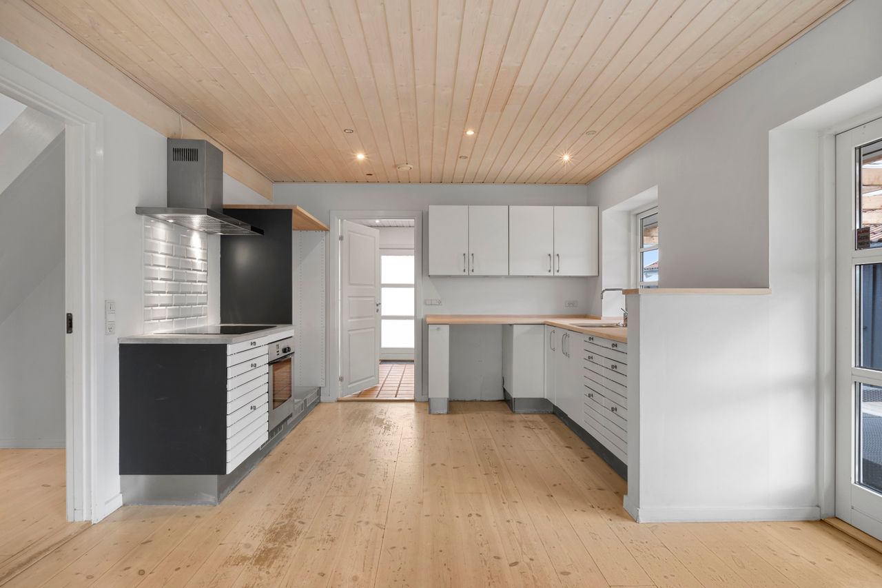 Ejendomsbillede 3 af 31