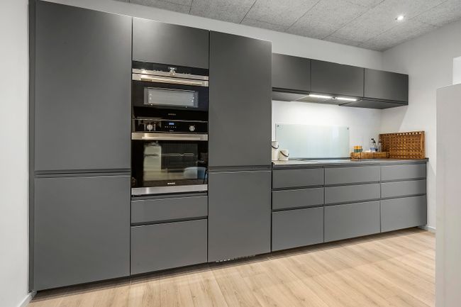 Høllvej 127,  Høll