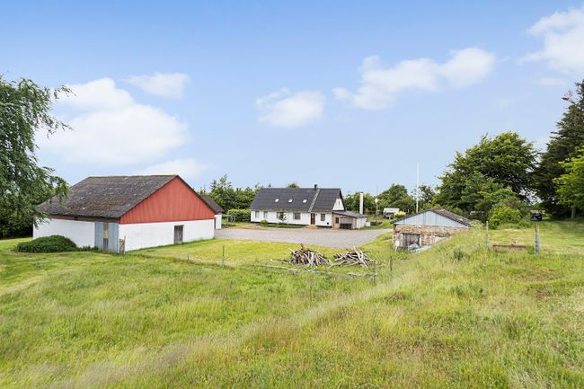 Tislumvej 162,  Landejendom