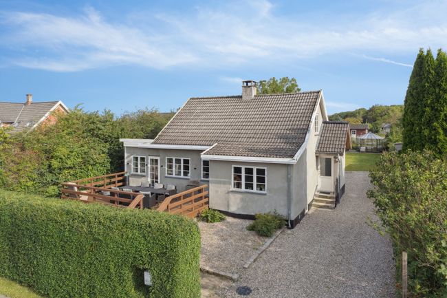 Risegårdsvej 3,  Villa