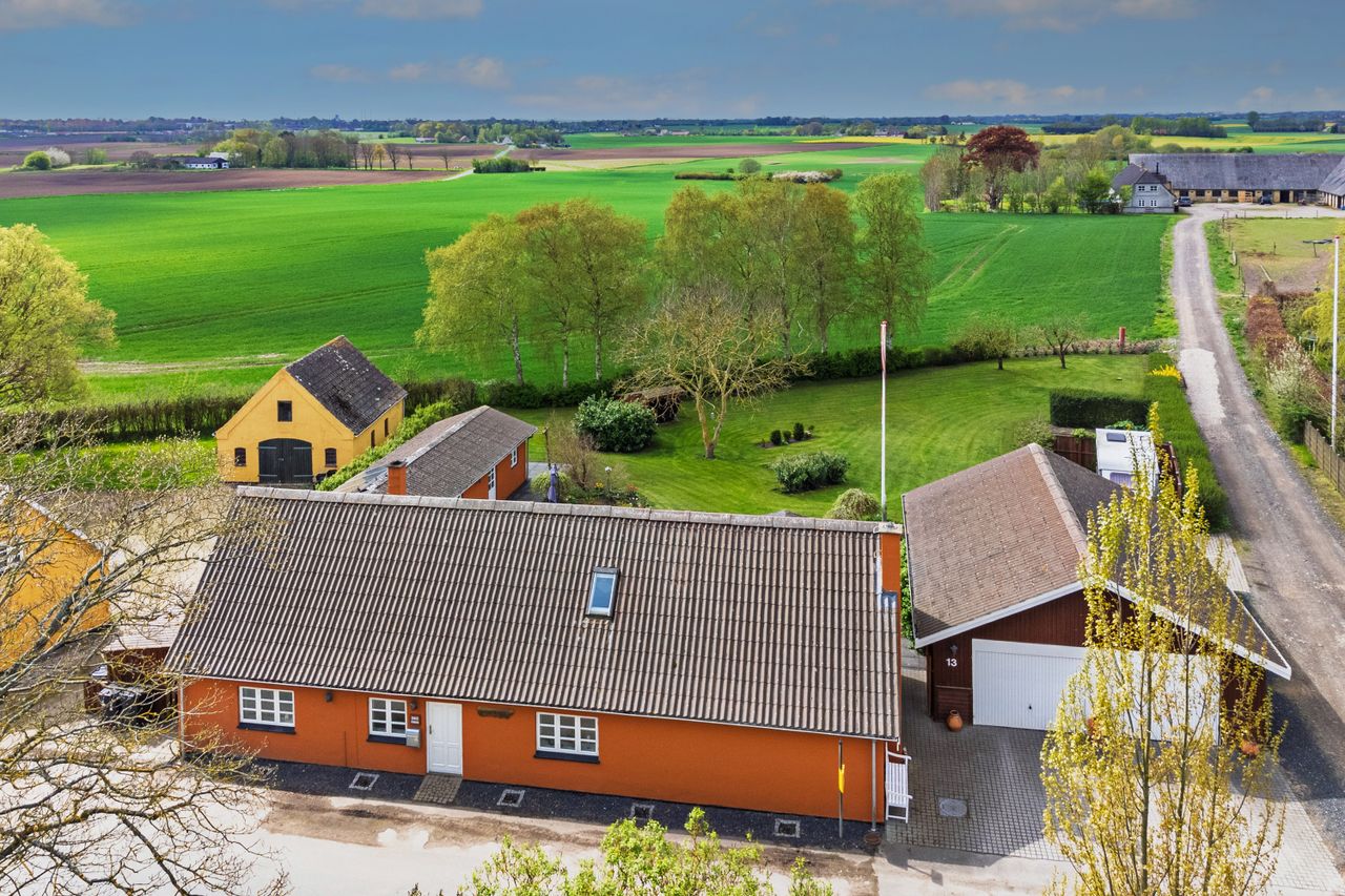 Ejendomsbillede 2 af 39