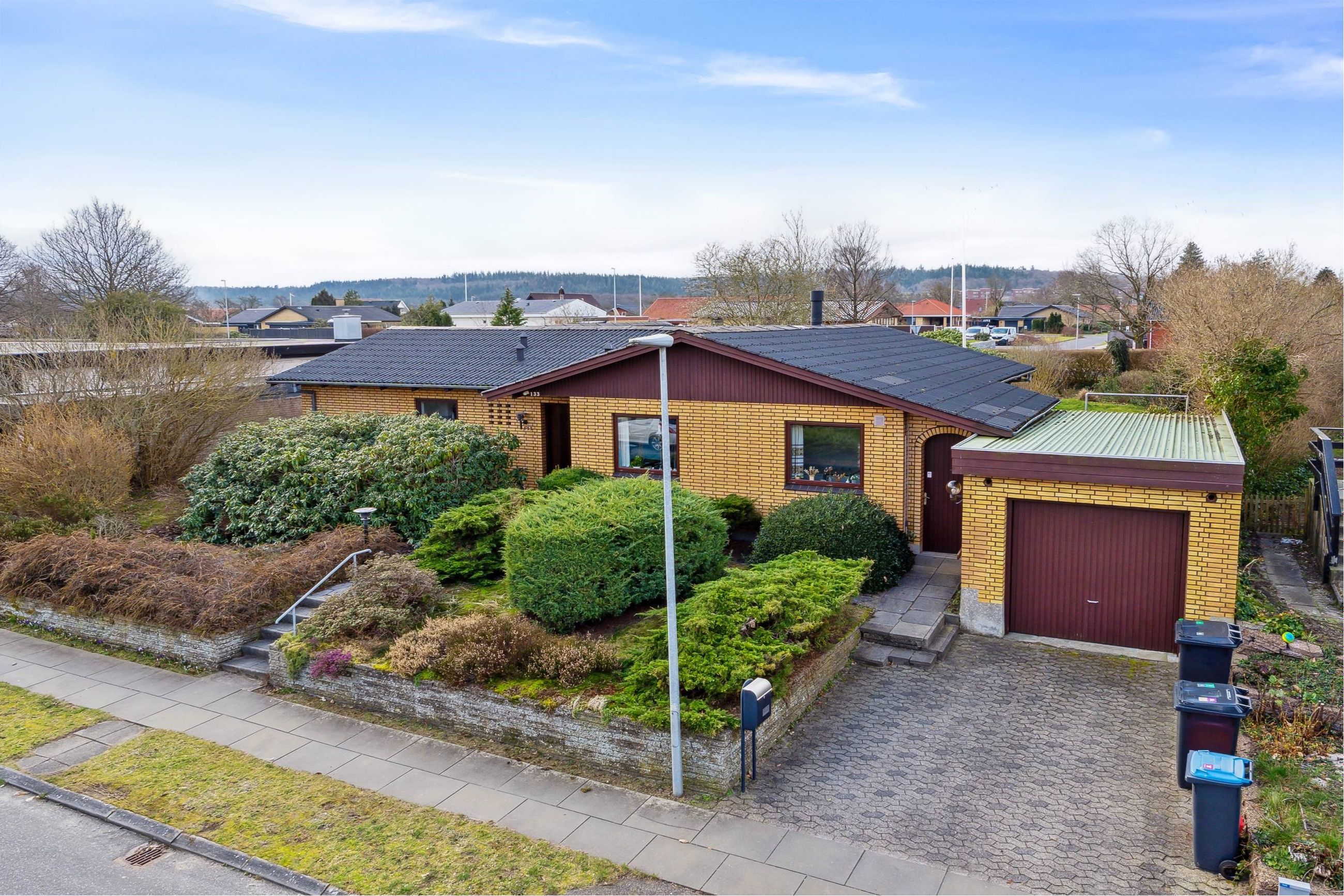 Ege Allé 133,  Villa