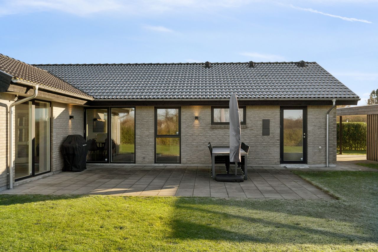 Ejendomsbillede 3 af 26