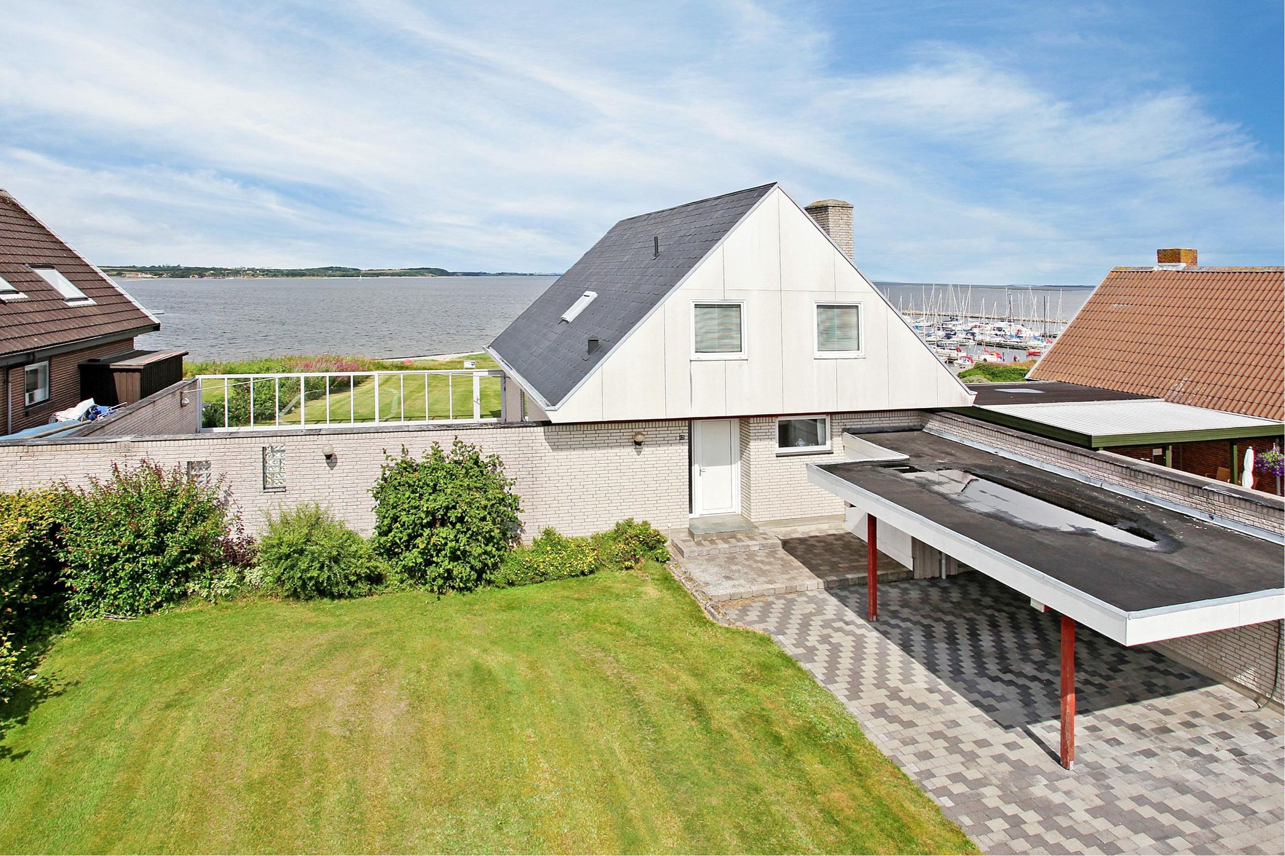 Skrænten 17, Hvalpsund Villa