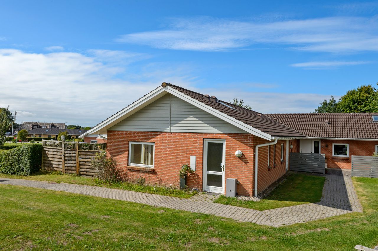 Ejendomsbillede 2 af 25