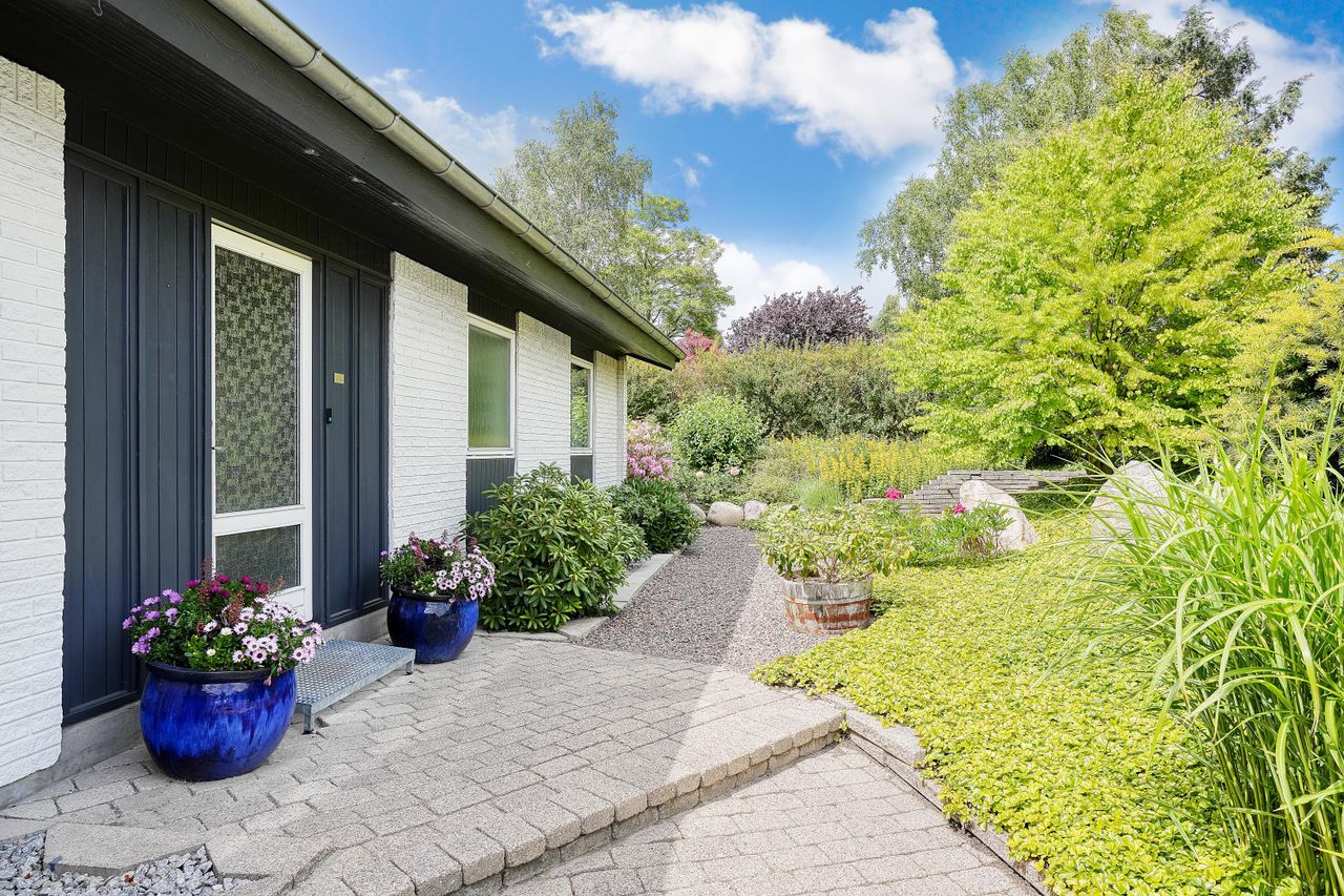 Ejendomsbillede 2 af 29