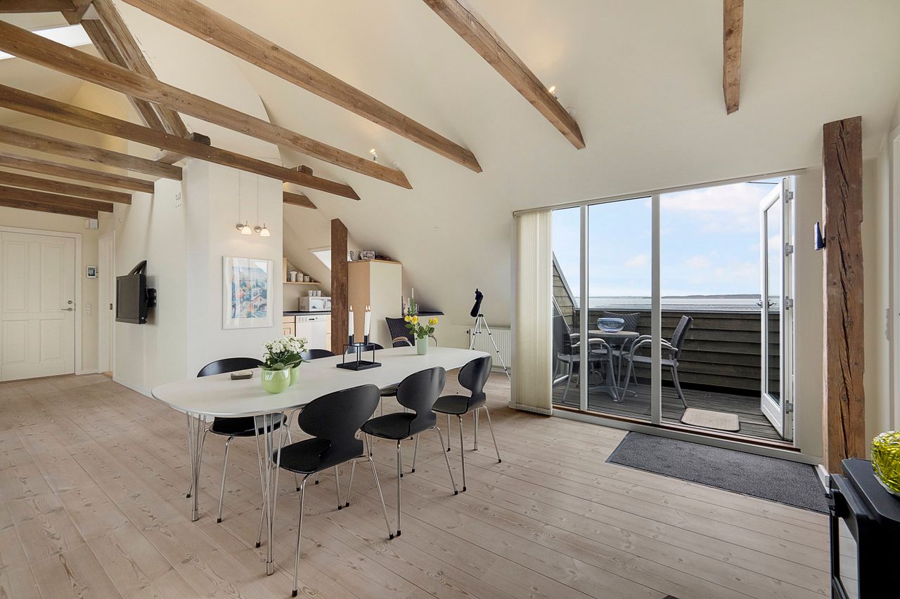 Ejendomsbillede 2 af 27