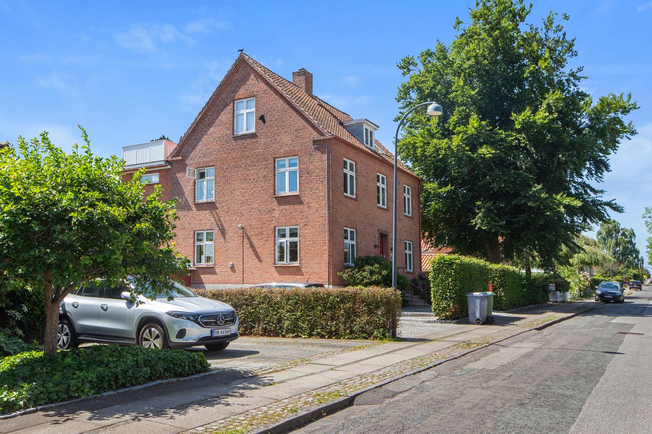 Ejendomsbillede 2 af 49