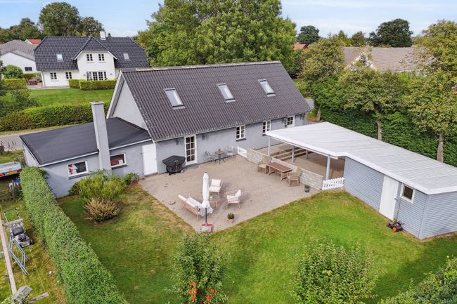 Grængebjergvej 13,  Villa