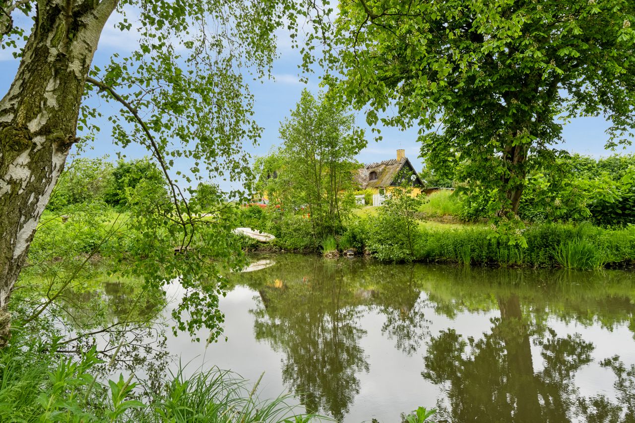 Ejendomsbillede 2 af 33