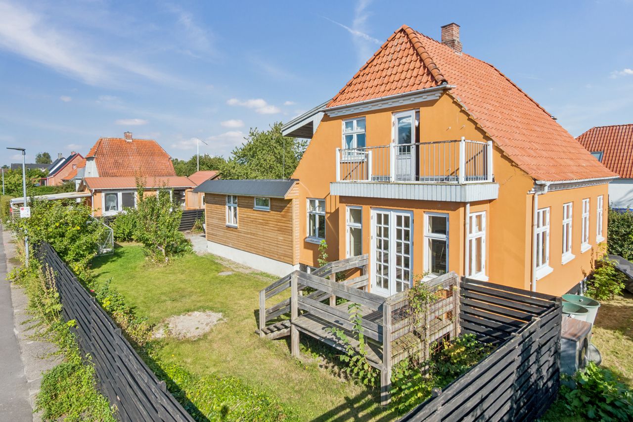 Ejendomsbillede 2 af 23