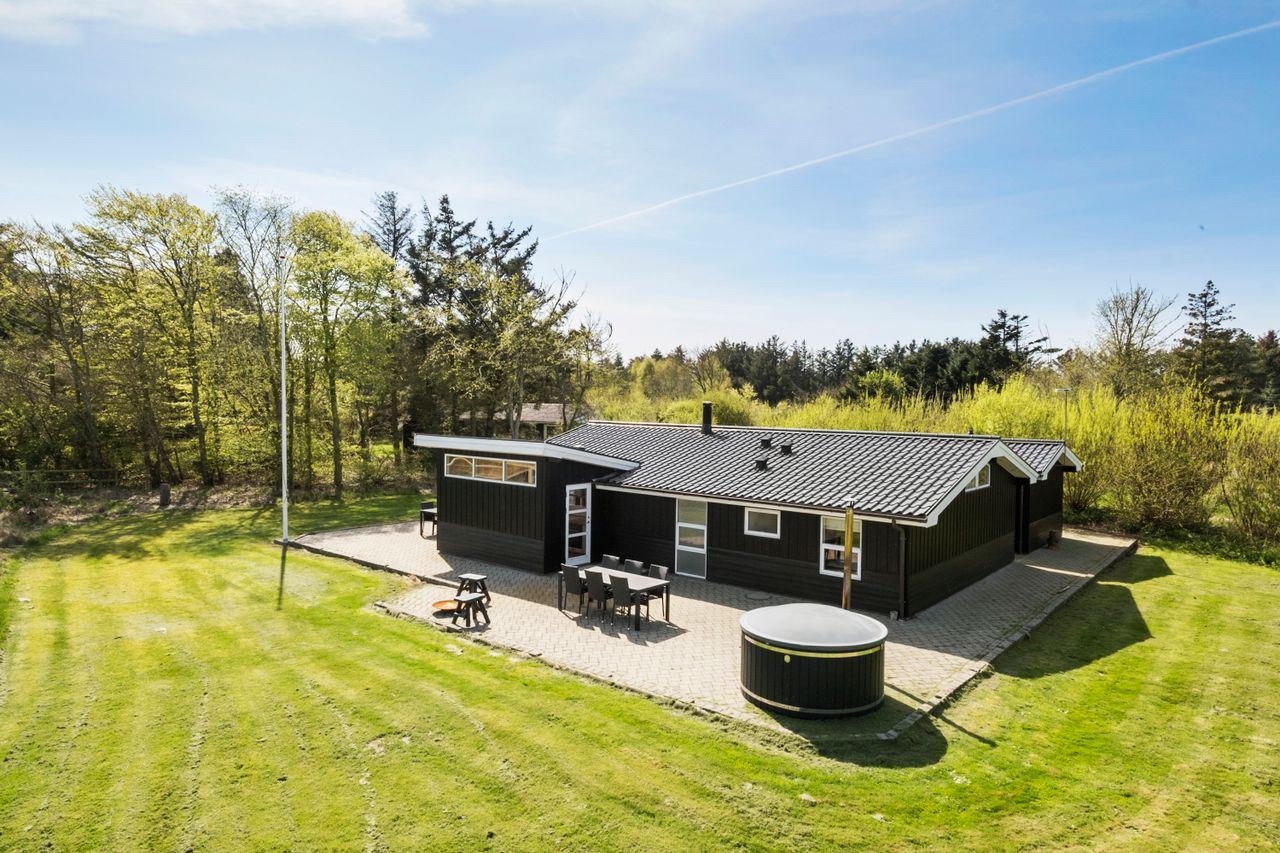 Ejendomsbillede 2 af 26