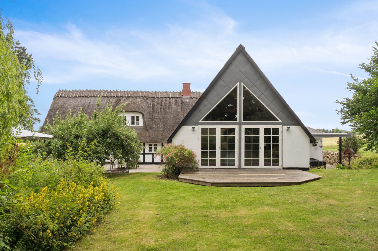 Ejendomsbillede 2 af 46