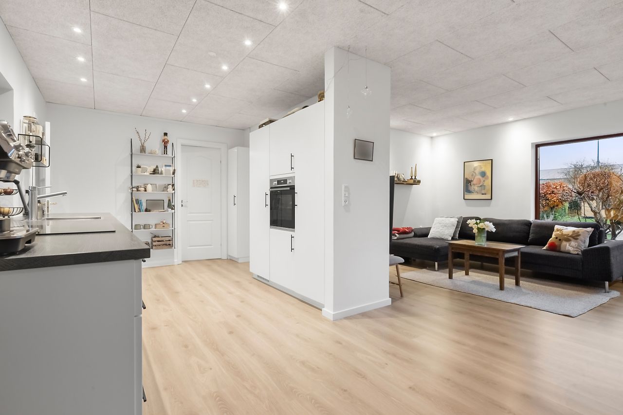 Ejendomsbillede 3 af 26