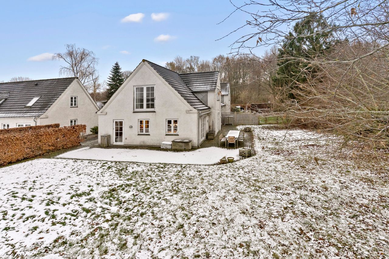 Ejendomsbillede 2 af 20