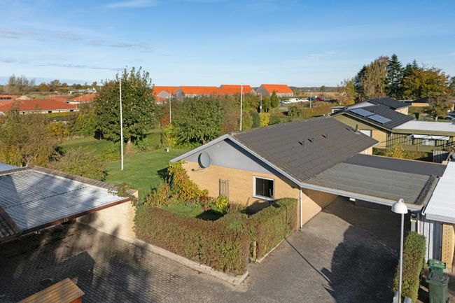 Baunehøj 17,  Villa